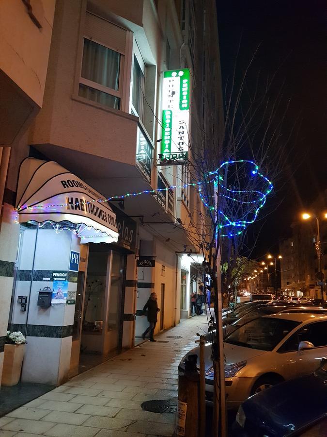 Hostal Ponte Dos Santos 里瓦德奥 外观 照片