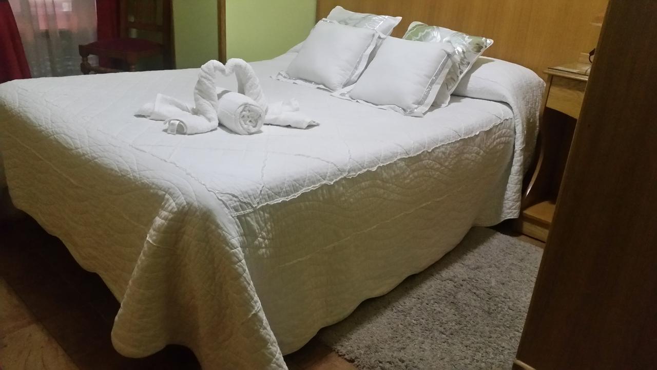 Hostal Ponte Dos Santos 里瓦德奥 外观 照片