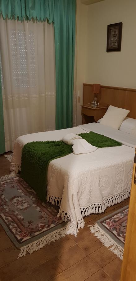 Hostal Ponte Dos Santos 里瓦德奥 外观 照片