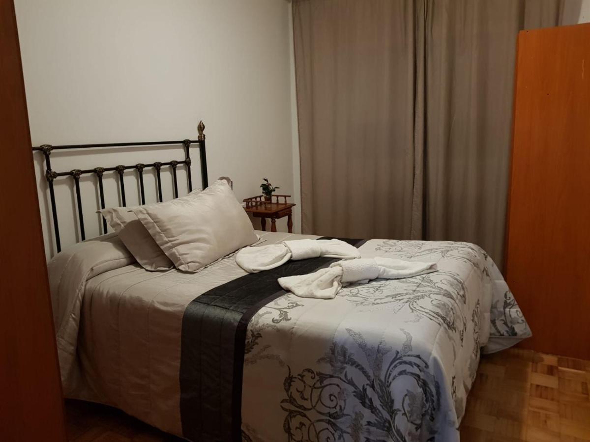 Hostal Ponte Dos Santos 里瓦德奥 外观 照片